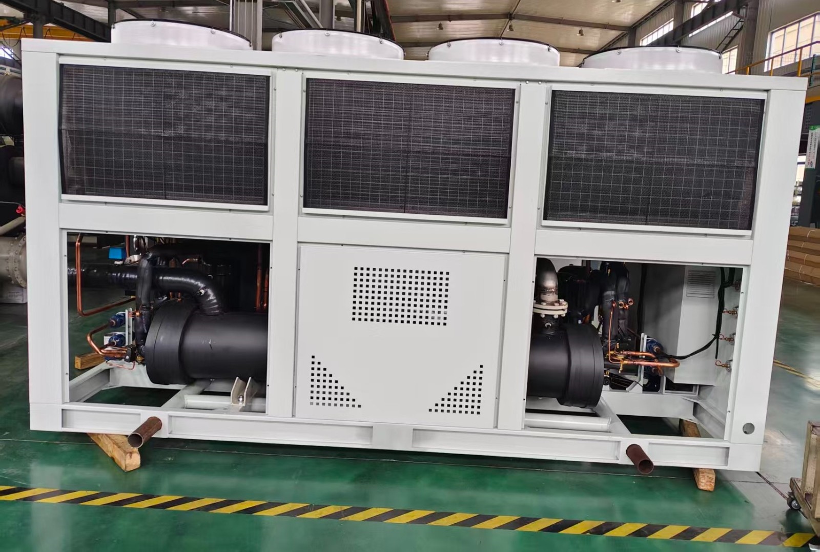 450KW風冷式冷水機成功交付 賦能熱感應...